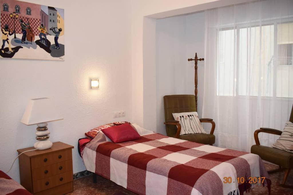Apartamento En El Centro De Аліканте Екстер'єр фото