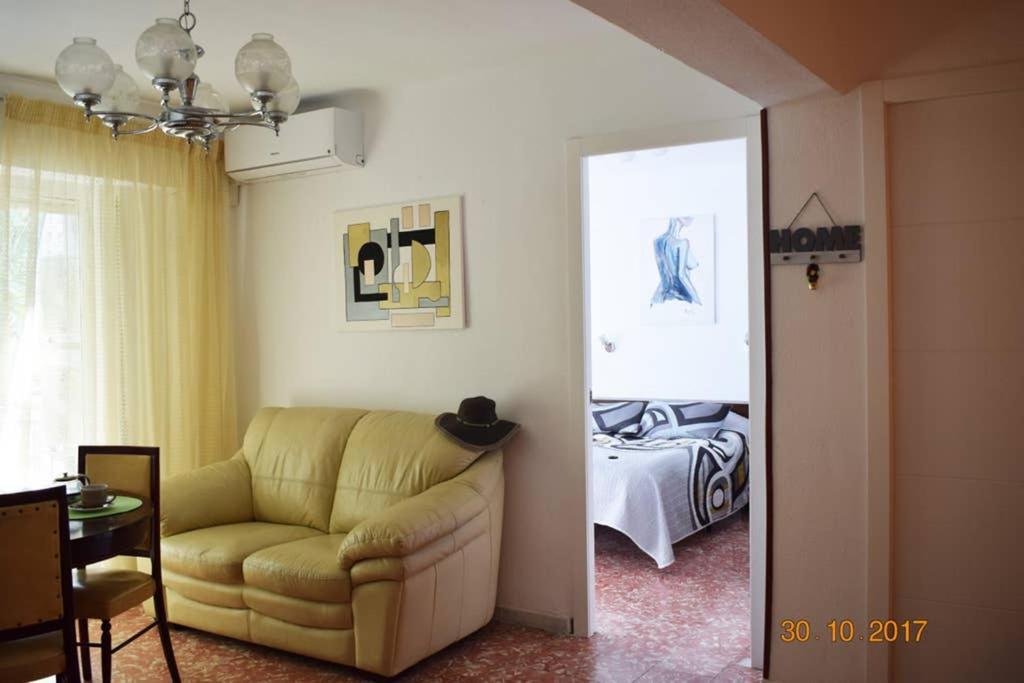 Apartamento En El Centro De Аліканте Екстер'єр фото