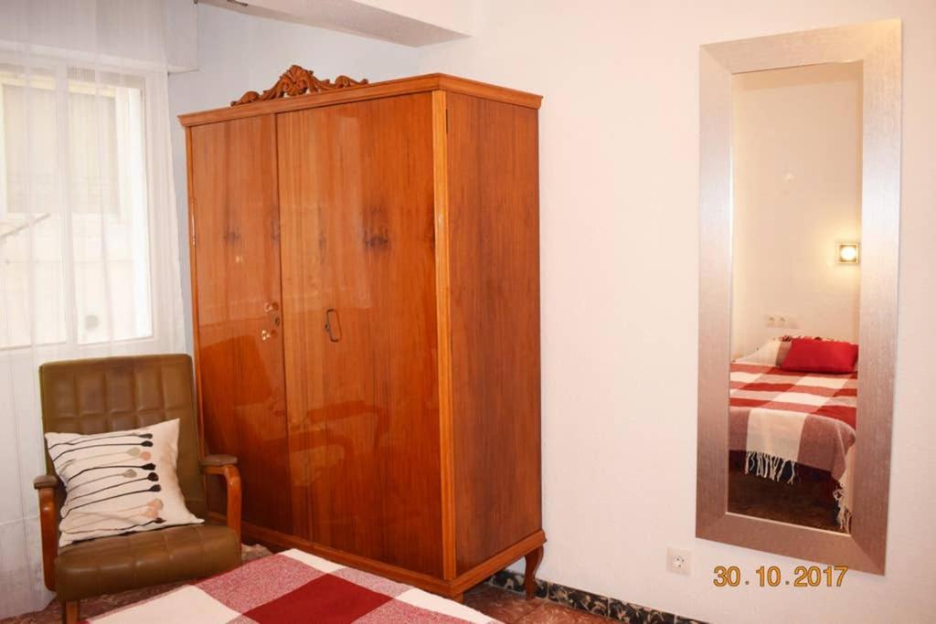 Apartamento En El Centro De Аліканте Екстер'єр фото